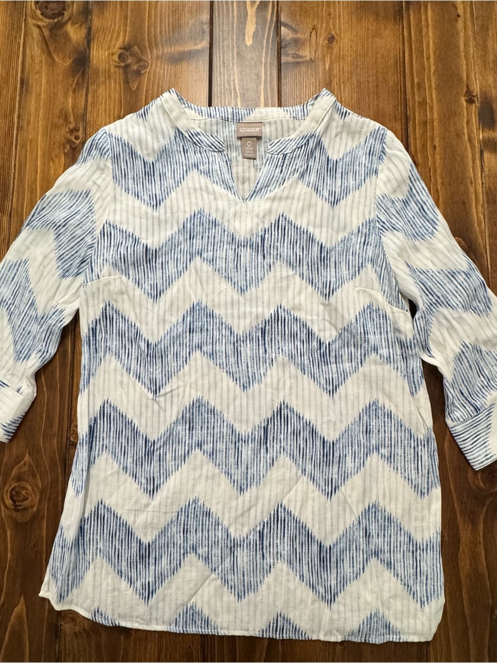 Chico's White Tunic with Blue Brushstroke Stripe
